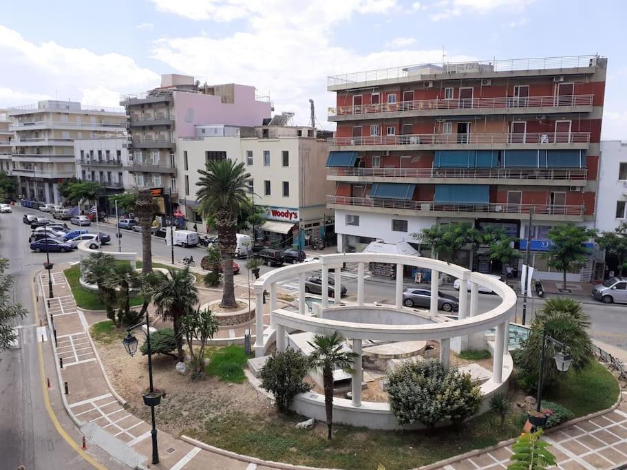 Μοντέρνο Διαμέρισμα - Stylish Appartment Loutraki Bagian luar foto